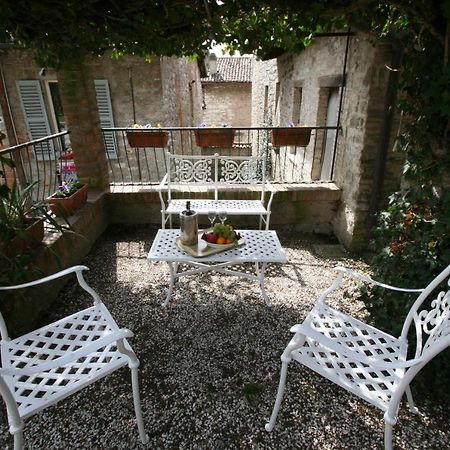 Vescovado 7 Apartment Gubbio Luaran gambar