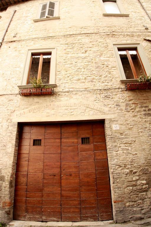 Vescovado 7 Apartment Gubbio Luaran gambar